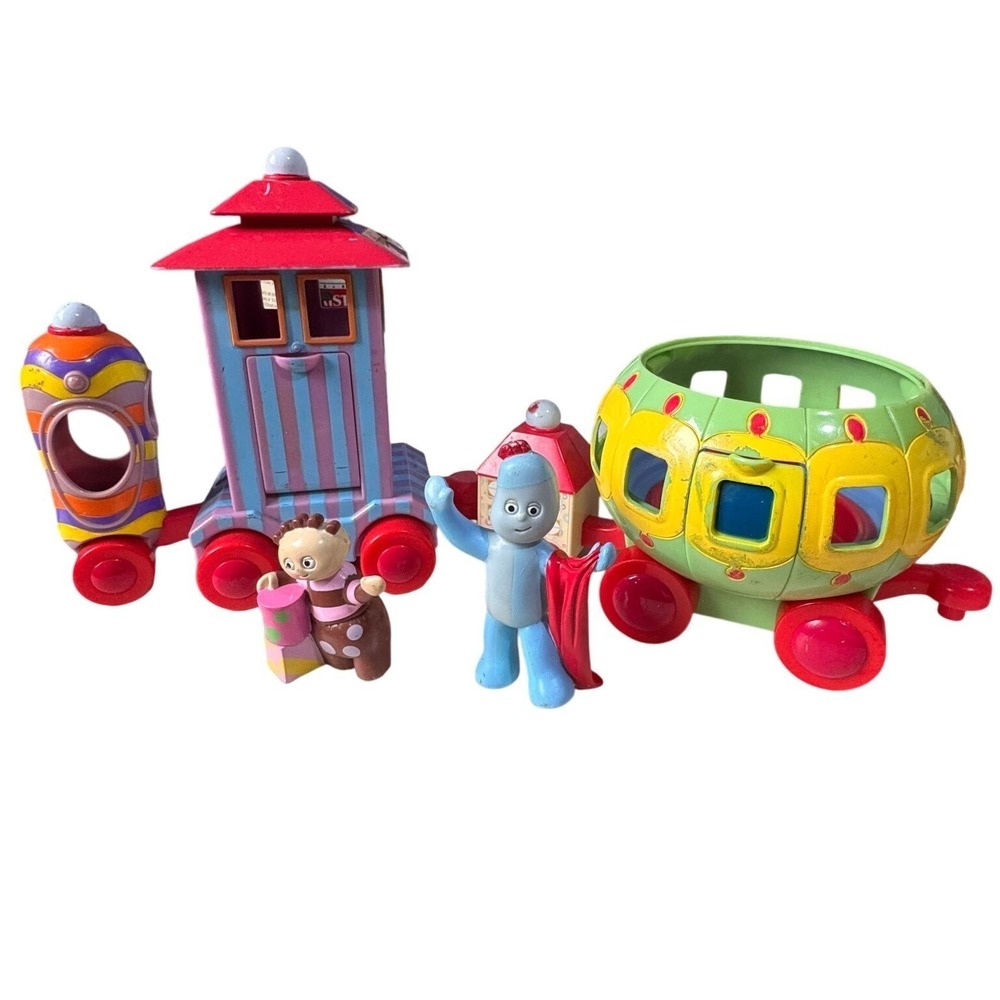 In the Night Garden Ninky Nonk Train Playset Igglepiggle Upsy Daisy Figures Set